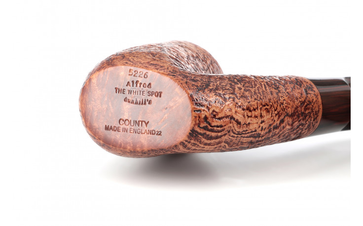 Pipe Dunhill County 5226