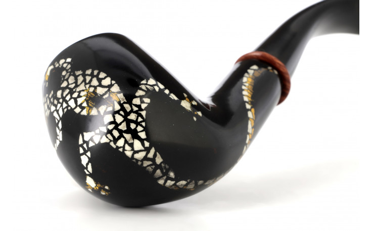 Coffre en noyer pipe Pierre Voisin salamandre