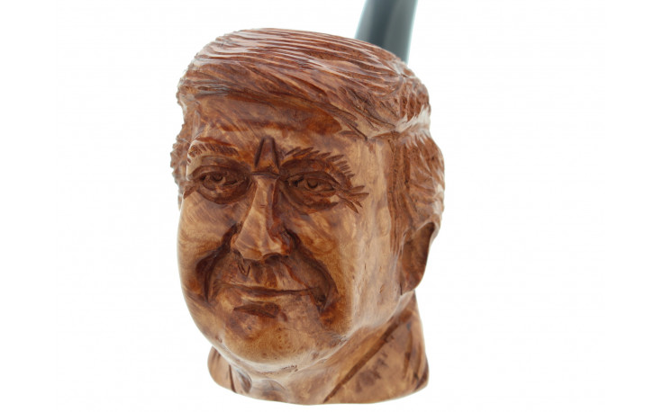 Pipe sculptée Donald Trump