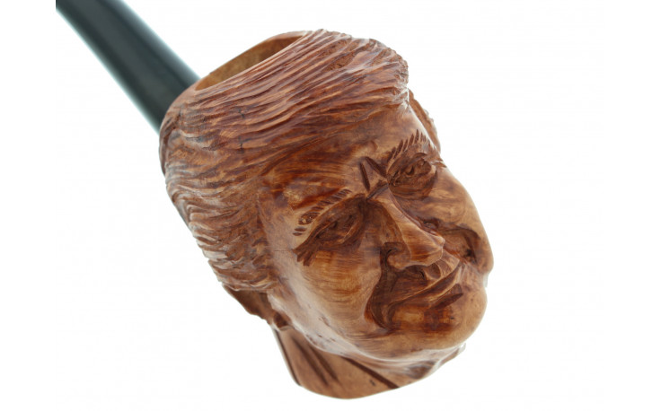 Pipe sculptée Donald Trump