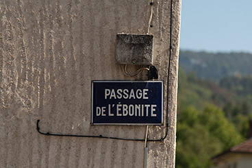 Rue Passage de l'ébonite dans St-Claude