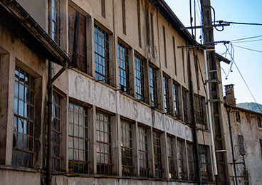 Vieille usine de la société Chapuis-Comoy